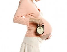 <b>胎儿发育迟滞是什么原因？</b>